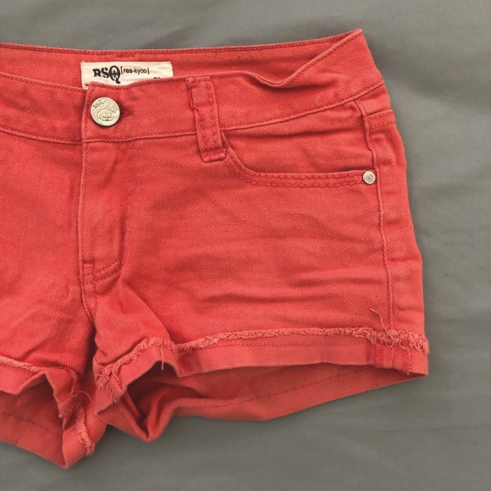 Salmon / Coral cuffed cutoff shorts